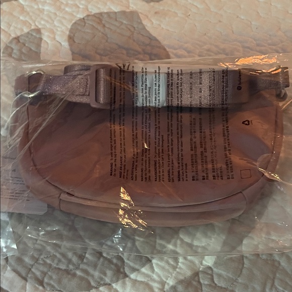 Lululemon All Night Festival Bag Micro 2L Spiced Chai Pink Gold - Picture 5 of 5